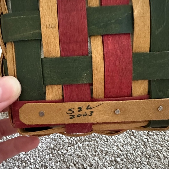 Longaberger 2003 Holiday Helper Basket - Picture 8 of 14